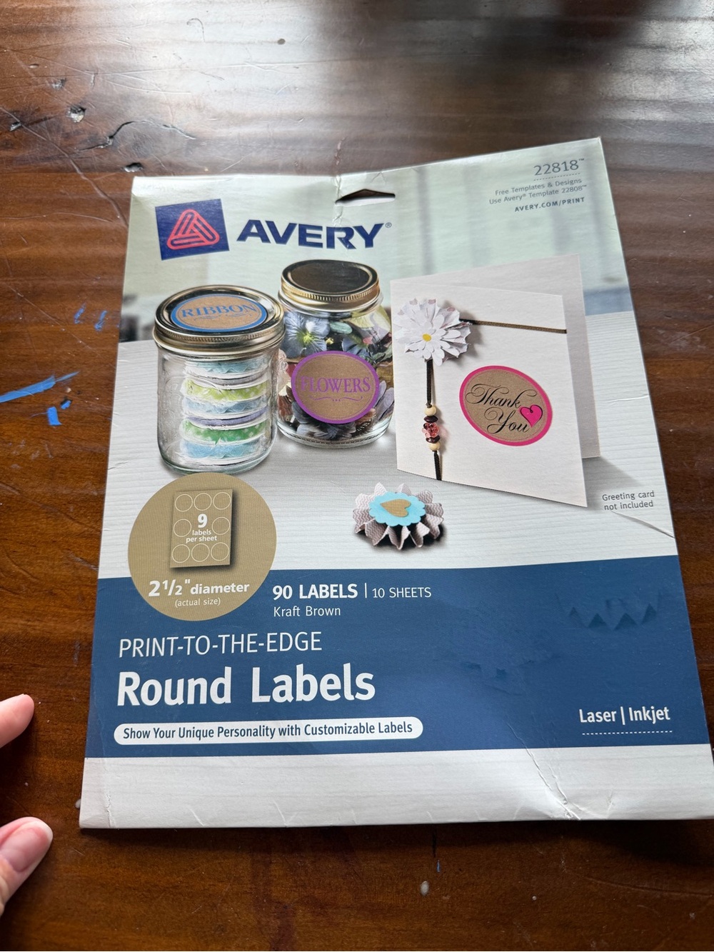 Avery 22818 Print-to-the-Edge Kraft Brown Round Labels 2½” – 45 Labels